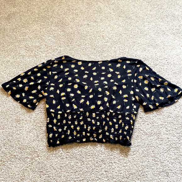 Daisy crop top - Picture 2 of 4